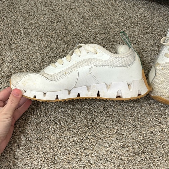 Reebok Zig Dynamica Running Shoe Sneakers Women's Size 7 White Green Chunky Mesh - Picture 3 of 13